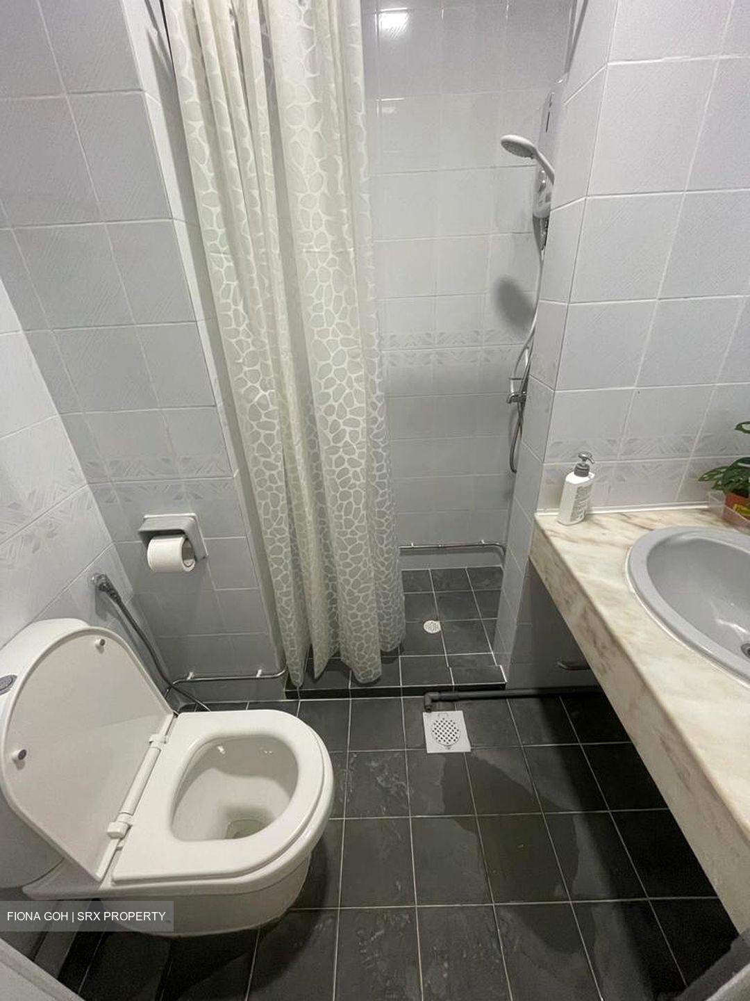 Ampas Apartment (D12), Apartment #554613141